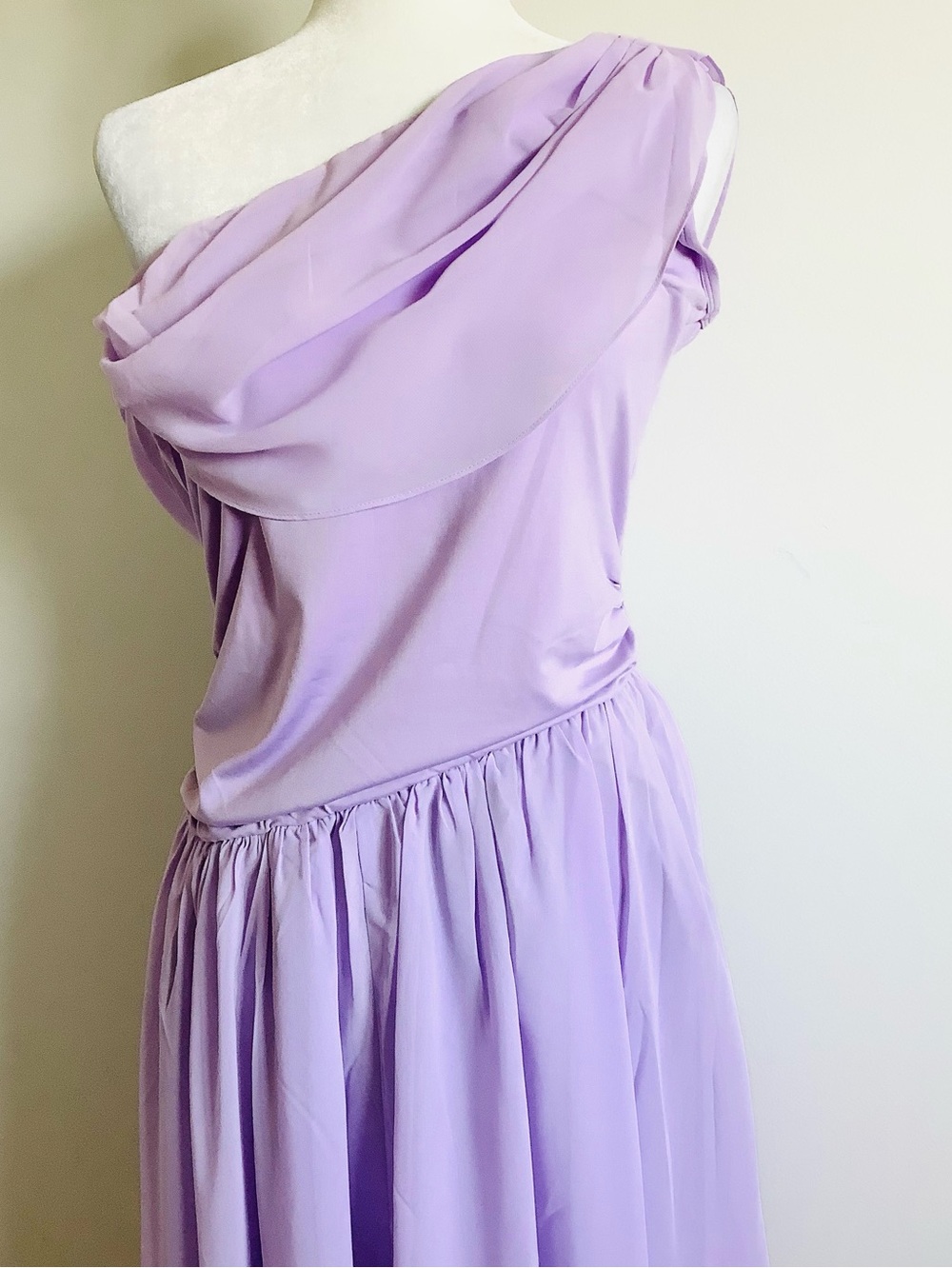 NEW Mooyius Lilac Lavander  One-Shoulder Chiffon Ruched Evening Maxi Dress Sz.L